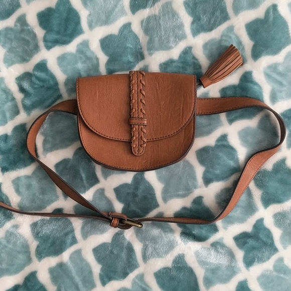 american eagle belt bag
